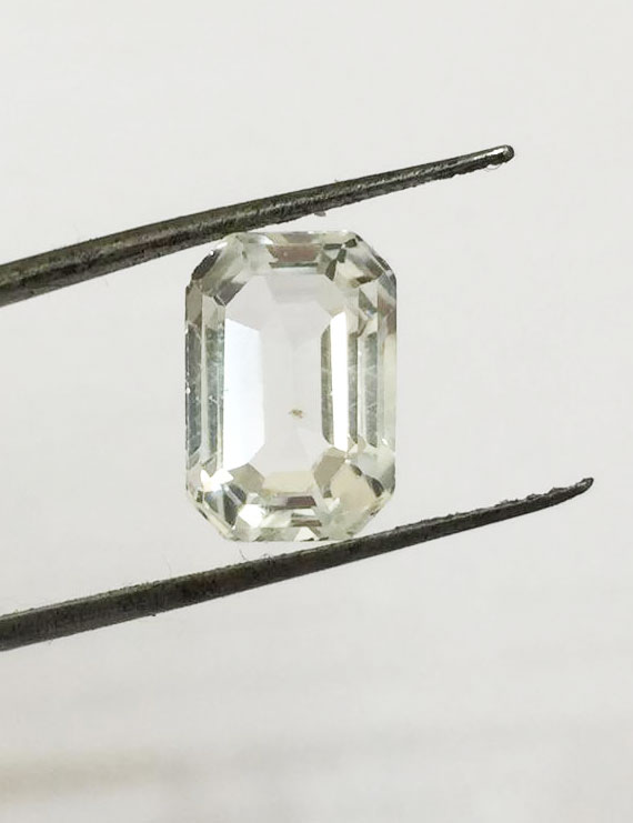 7.25 Ratti (6.37 ct) Natural Certified White Topaz